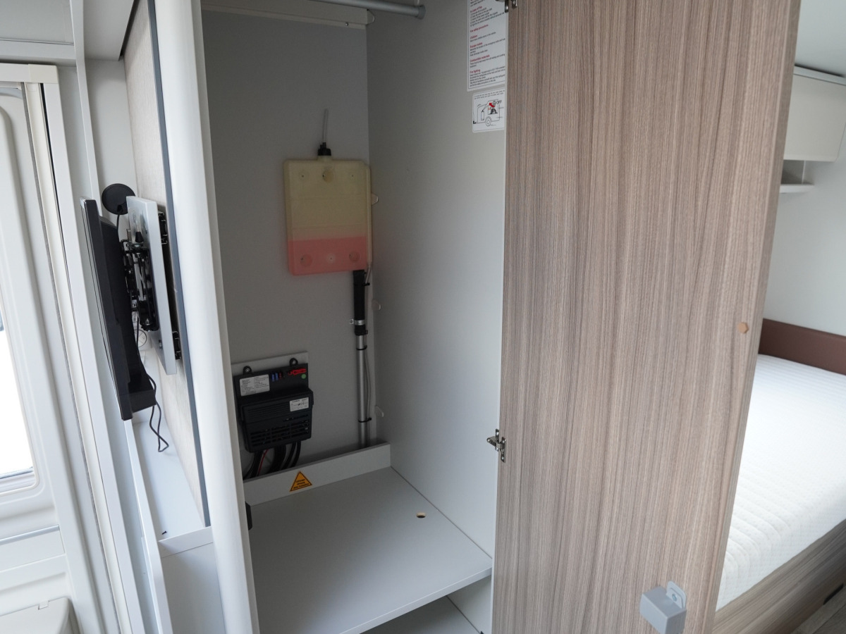 Bürstner 540 Averso Harmony Line, bild 8 av 19