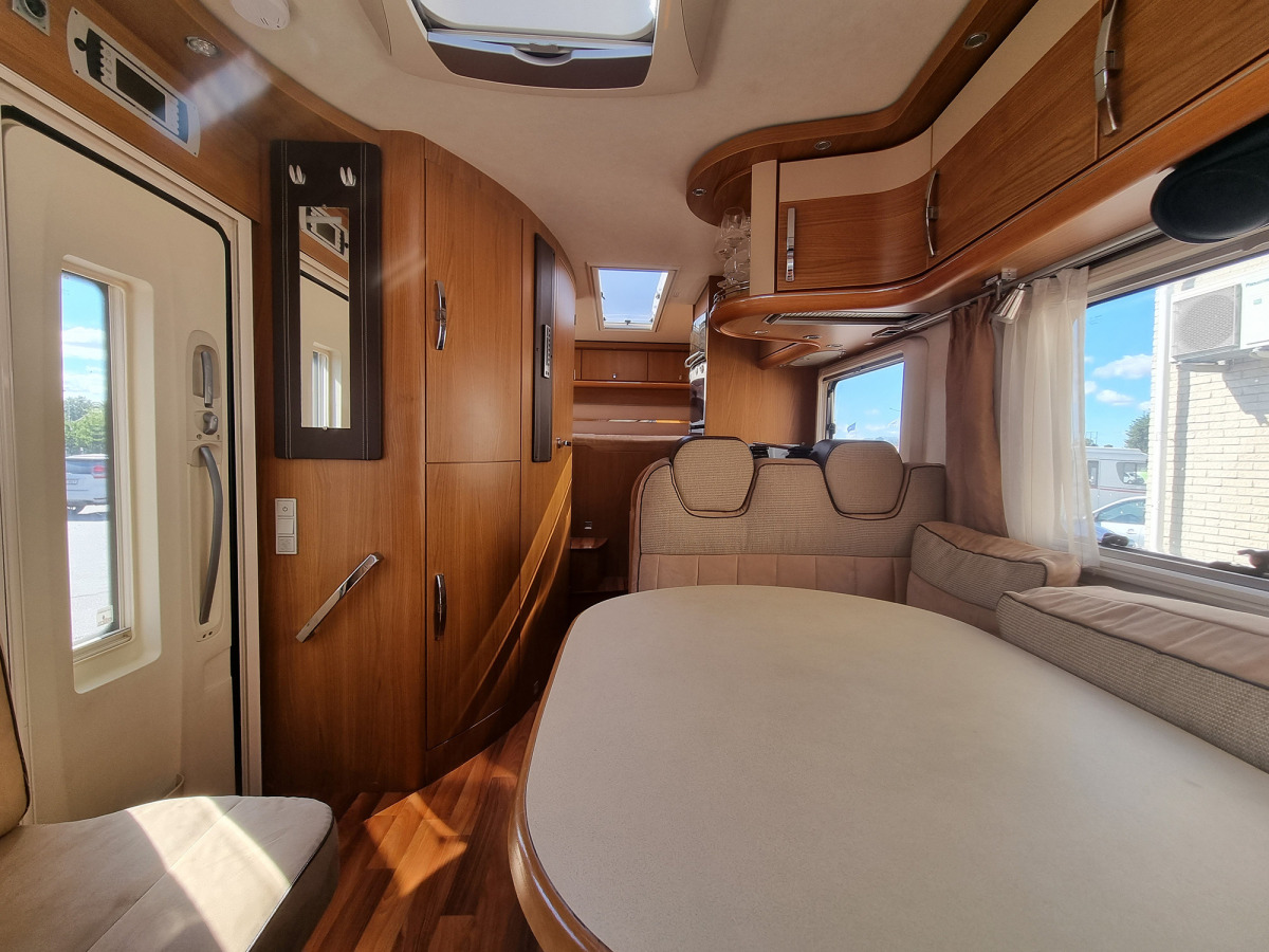 Hymer B614 SL LANG, bild 4 av 10