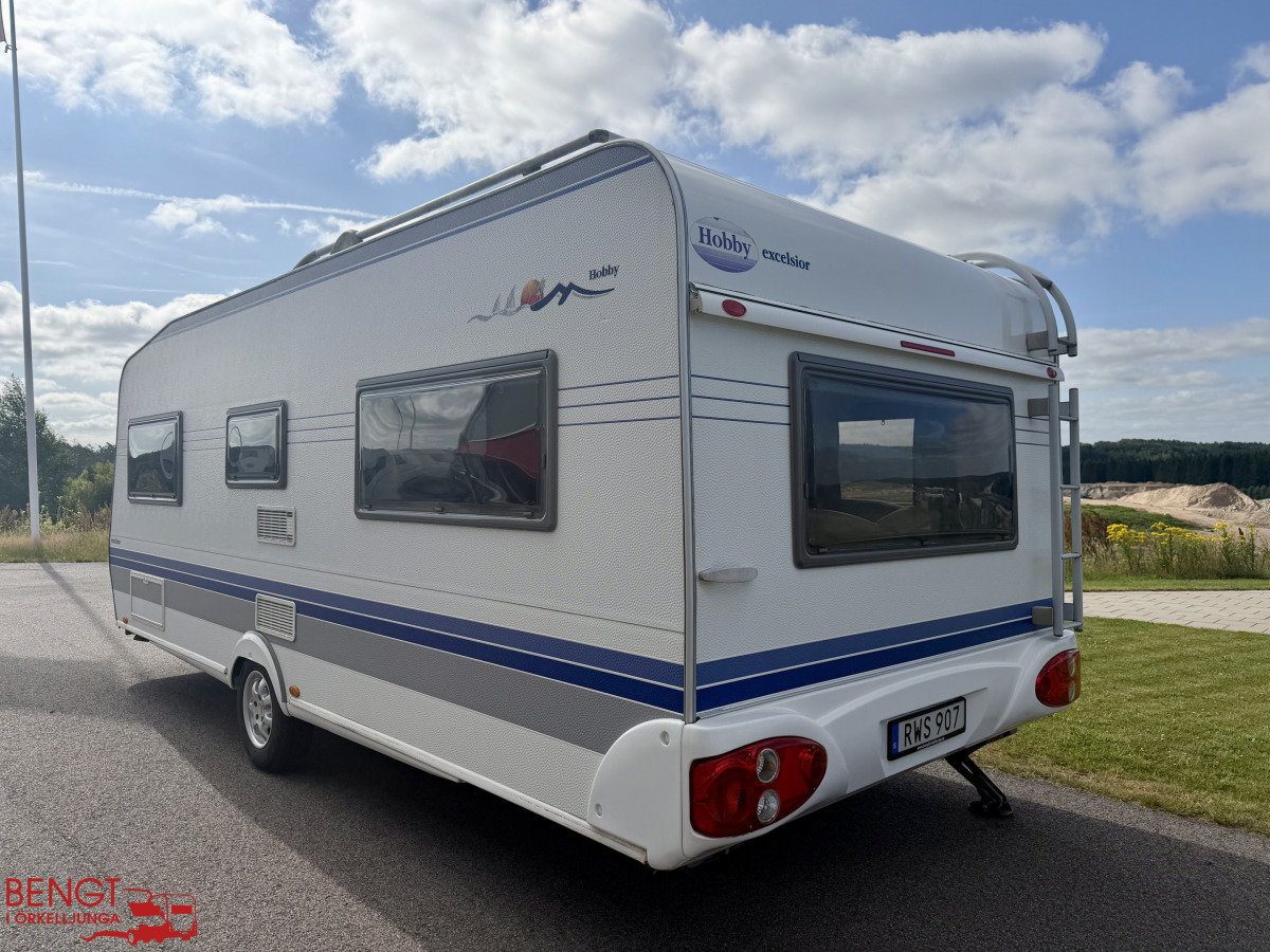 Hobby 560 UFe Excelsior Förtält, bild 5 av 26