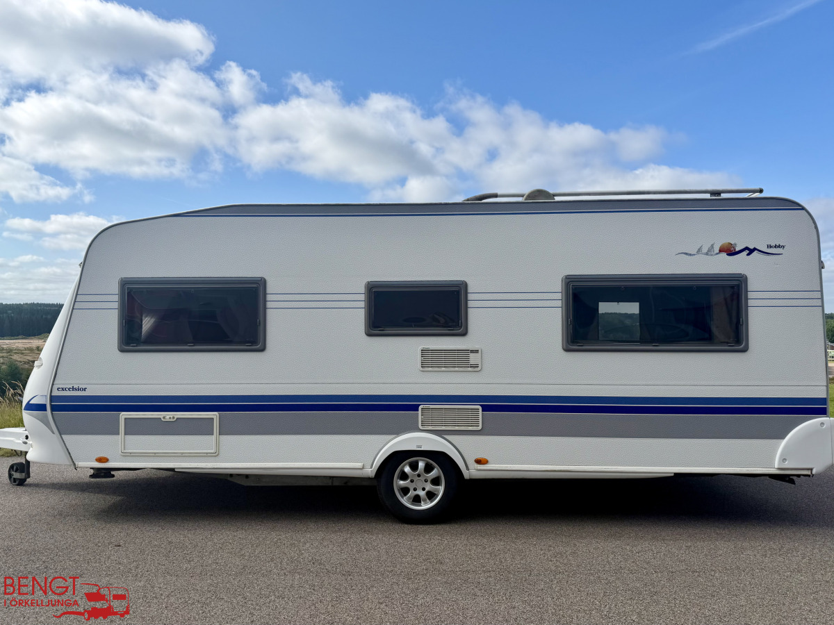 Hobby 560 UFe Excelsior Förtält, bild 6 av 26