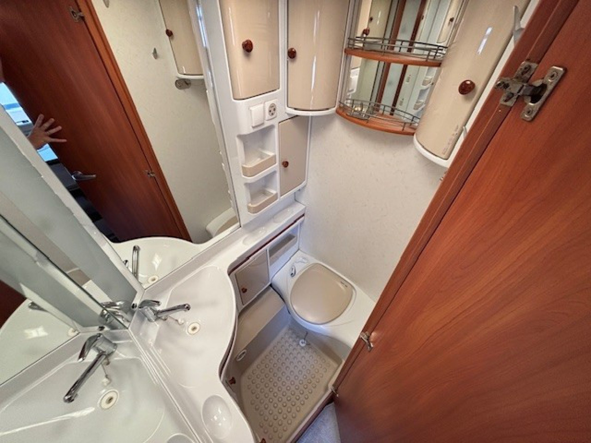 Hobby 560 UL PRESTIGE, bild 6 av 9