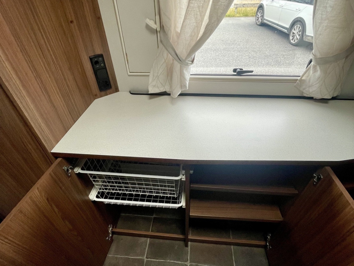Polar 800 Svit / BARNKAMMARE / FÖRTÄLT / MOVER / AC, bild 5 av 25