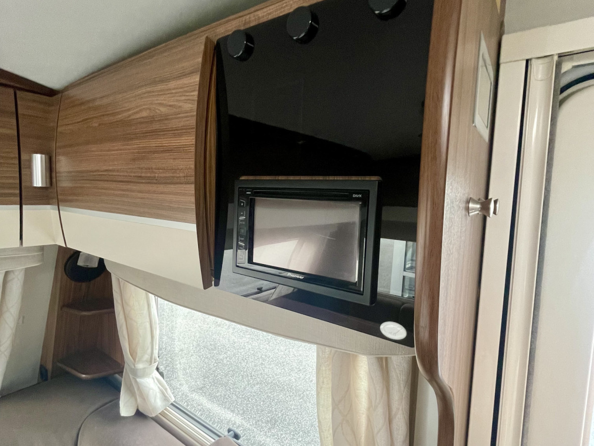 Polar 800 Svit / BARNKAMMARE / FÖRTÄLT / MOVER / AC, bild 10 av 25