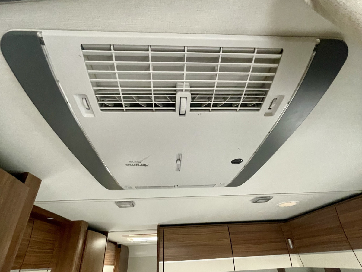 Polar 800 Svit / BARNKAMMARE / FÖRTÄLT / MOVER / AC, bild 15 av 25