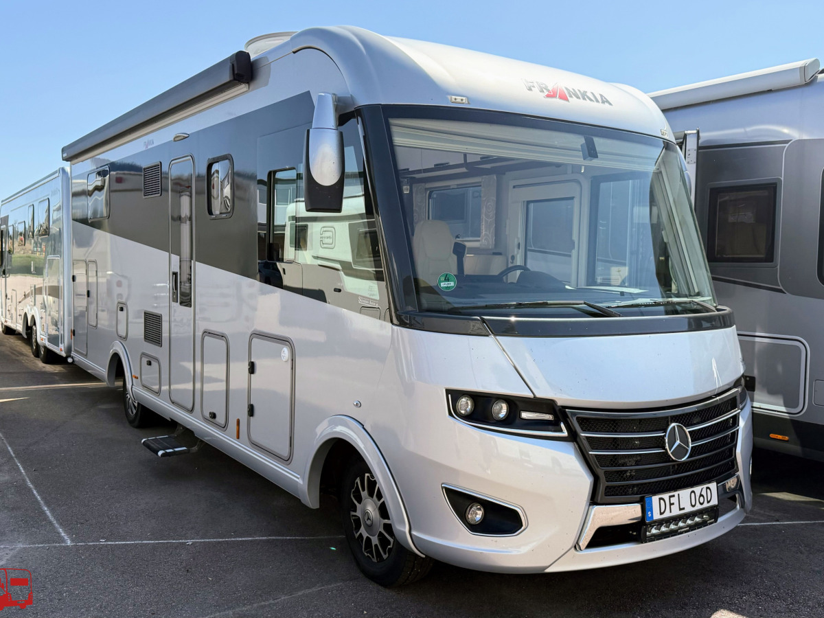 Frankia I 7900 QD Platin Mercedes, bild 1 av 22