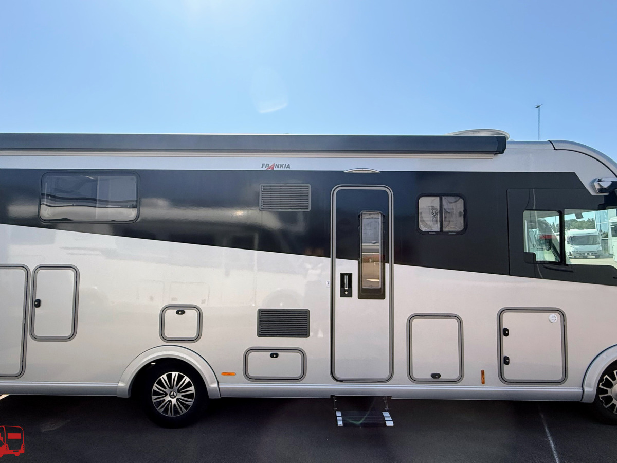 Frankia I 7900 QD Platin Mercedes, bild 3 av 22