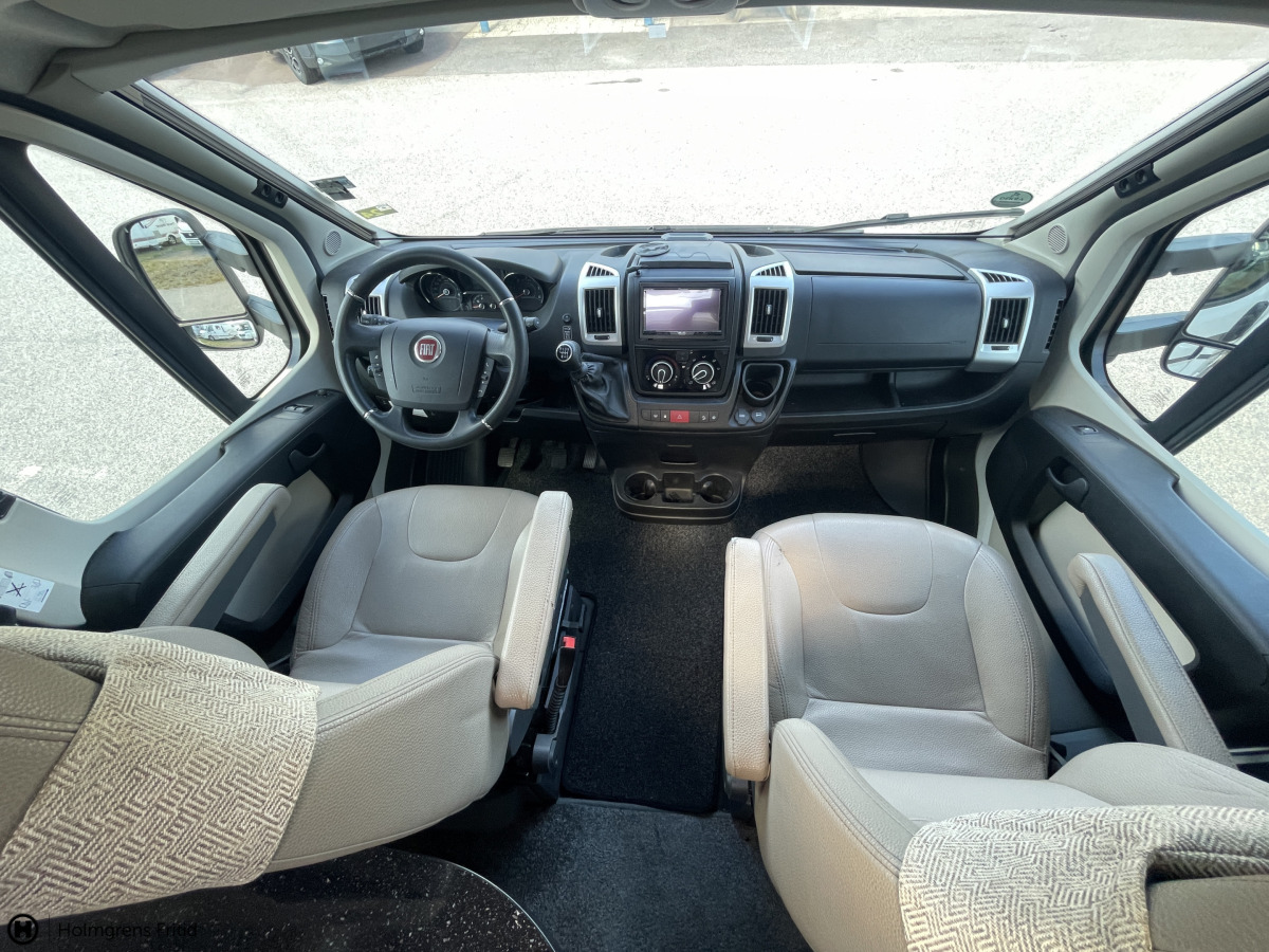 Bürstner T 7203 ALDE VÄRME STOR TOALETT, bild 20 av 22