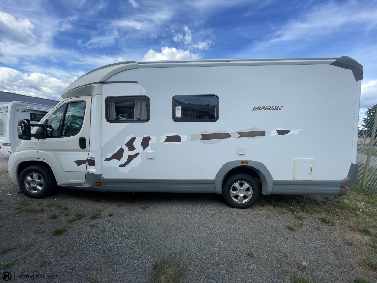 Weinsberg 650 MF IMP. R55 ALDE VÄRME STORA MOTORN B-KÖRKORT, bild 5 av 20