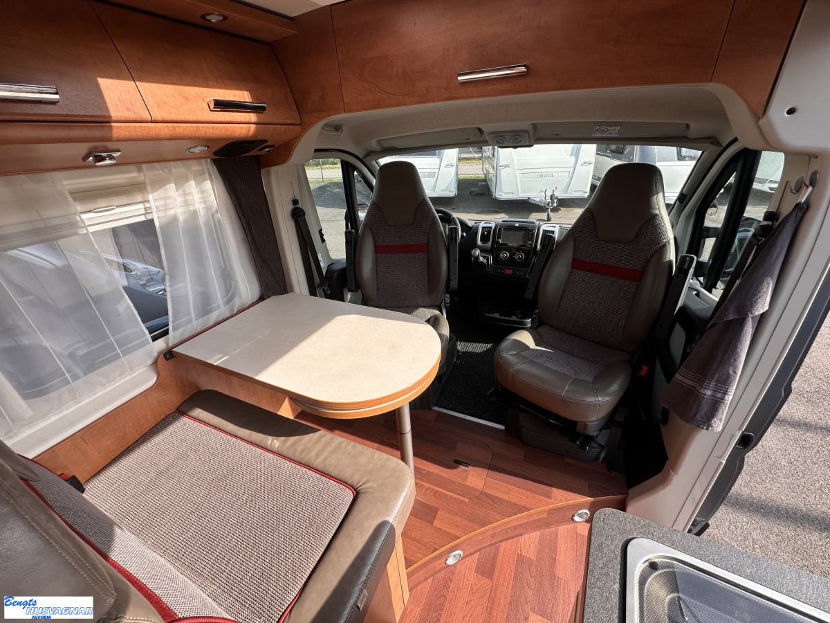 Malibu Carthago VAN 640 LE AUTOMAT AC BODEL CYKELSTÄLL, bild 9 av 21