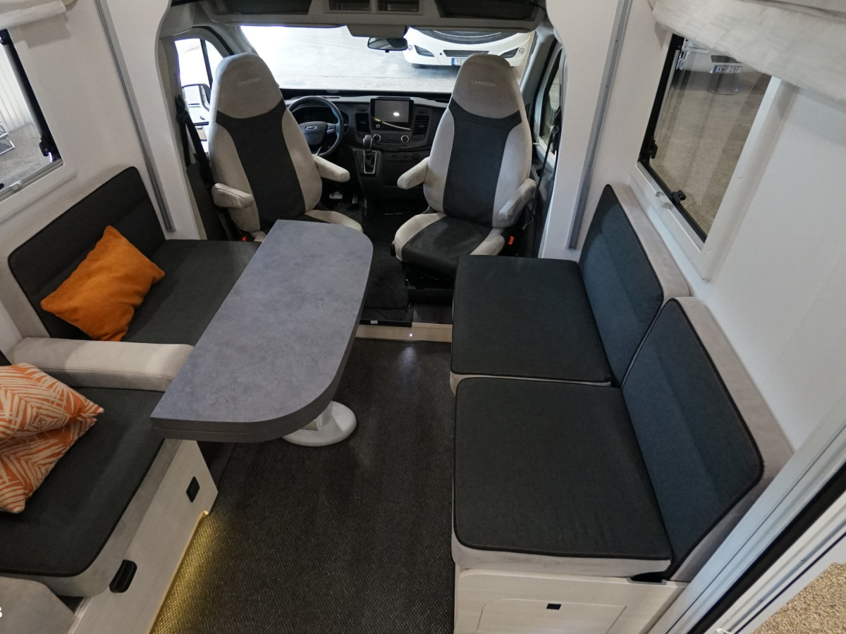Chausson 640 TITANIUM ULTIMATE / Face to face / Dusch o toa bak, bild 4 av 16