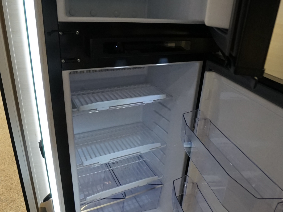 Chausson 640 TITANIUM ULTIMATE / Face to face / Dusch o toa bak, bild 9 av 16