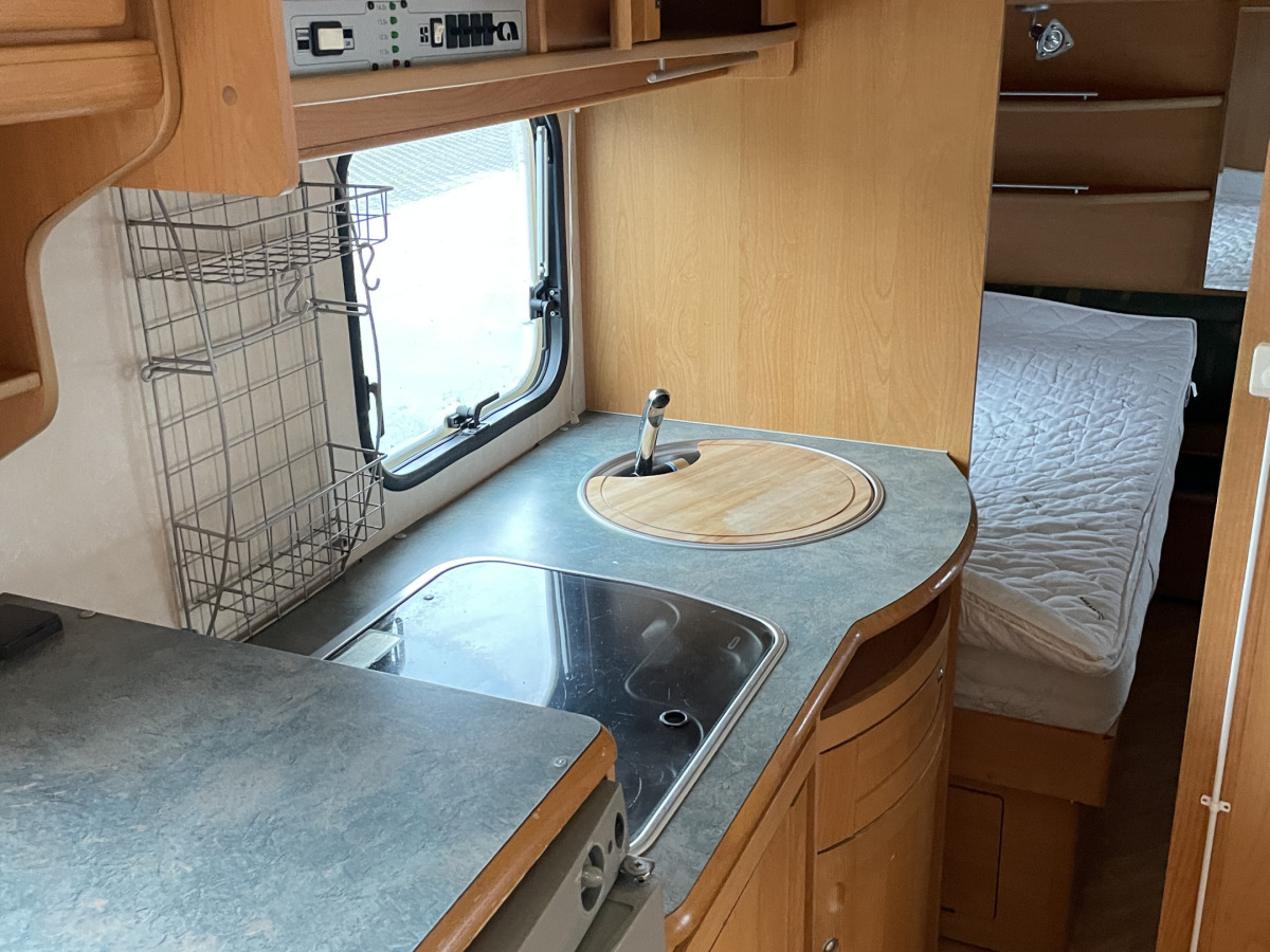 Adria UNICA B 562UL, bild 5 av 7