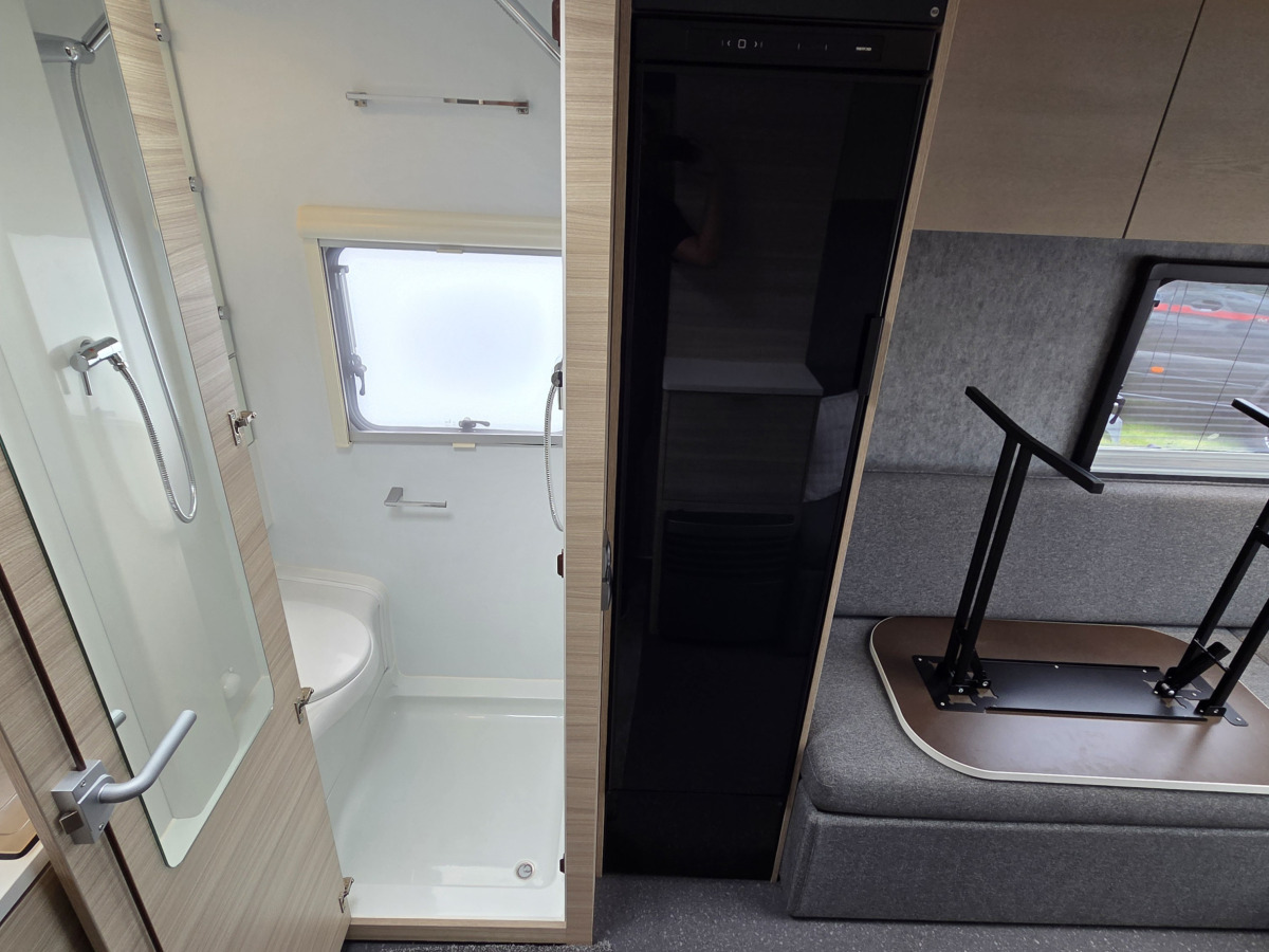 Adria ALTEA 362 LH, bild 15 av 17