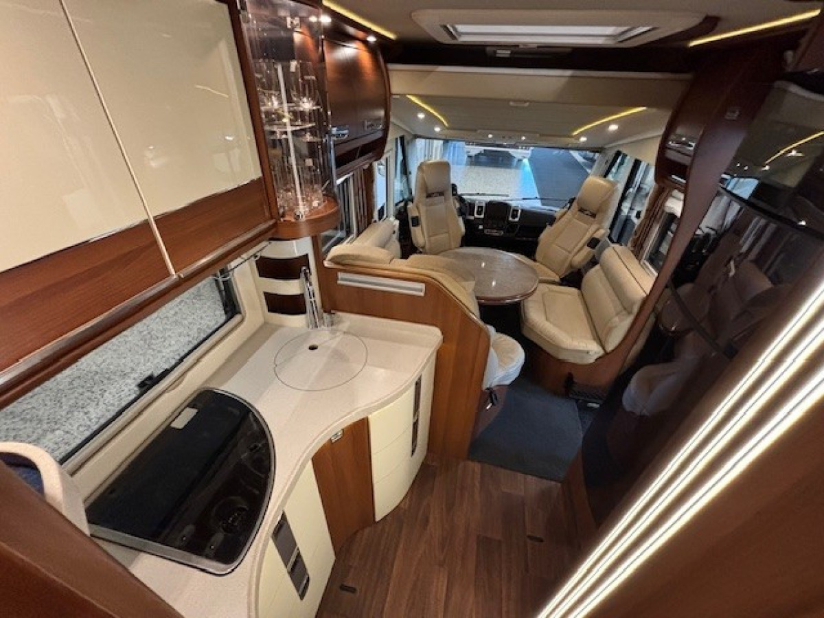 Carthago CHIC E-LINE I 51QB, bild 14 av 17