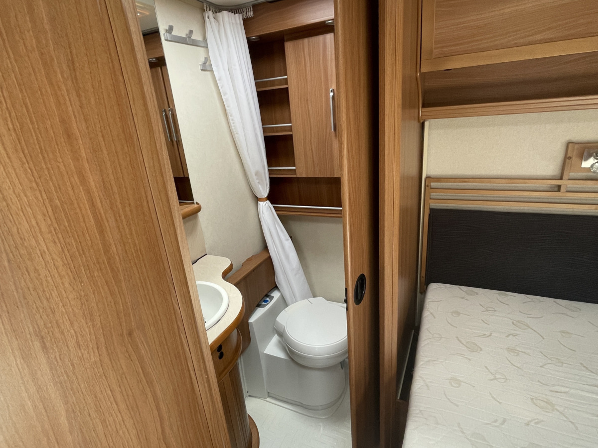 KABE ROYAL 720 GXL KS, bild 24 av 34