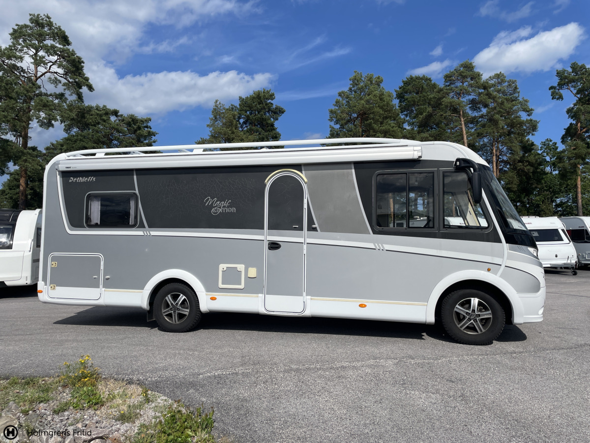 Dethleffs MAGIC BLACK EDITION I ALDE VÄRME QUEENSBED, bild 2 av 19