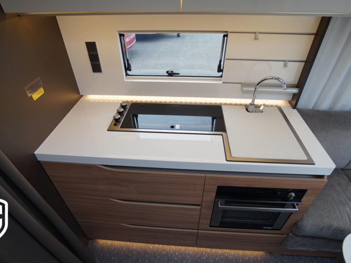 Adria ALPINA 763UK / Alde / AC / Mover / KAMPANJ 3,95 ränta Fragus garanti 24 mån, bild 7 av 18