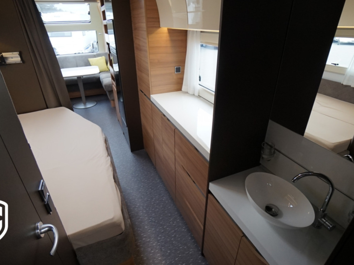Adria ALPINA 763UK / Alde / AC / Mover / KAMPANJ 3,95 ränta Fragus garanti 24 mån, bild 11 av 18