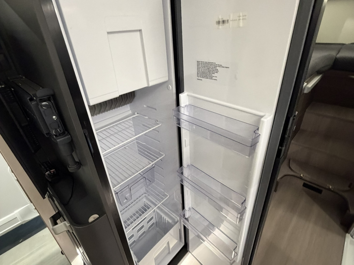 Adria CORAL 670SL, bild 11 av 14