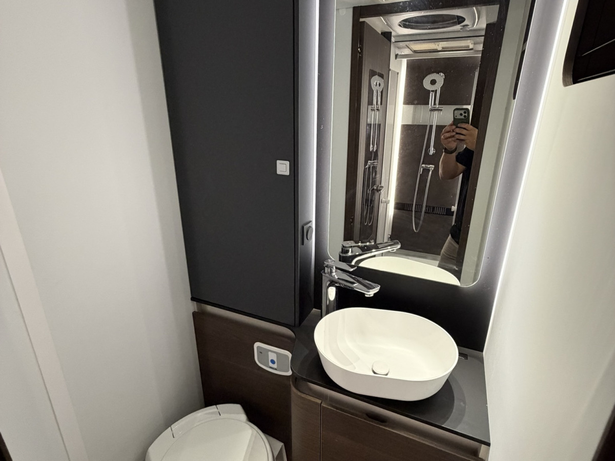 Adria CORAL 670SL, bild 13 av 14
