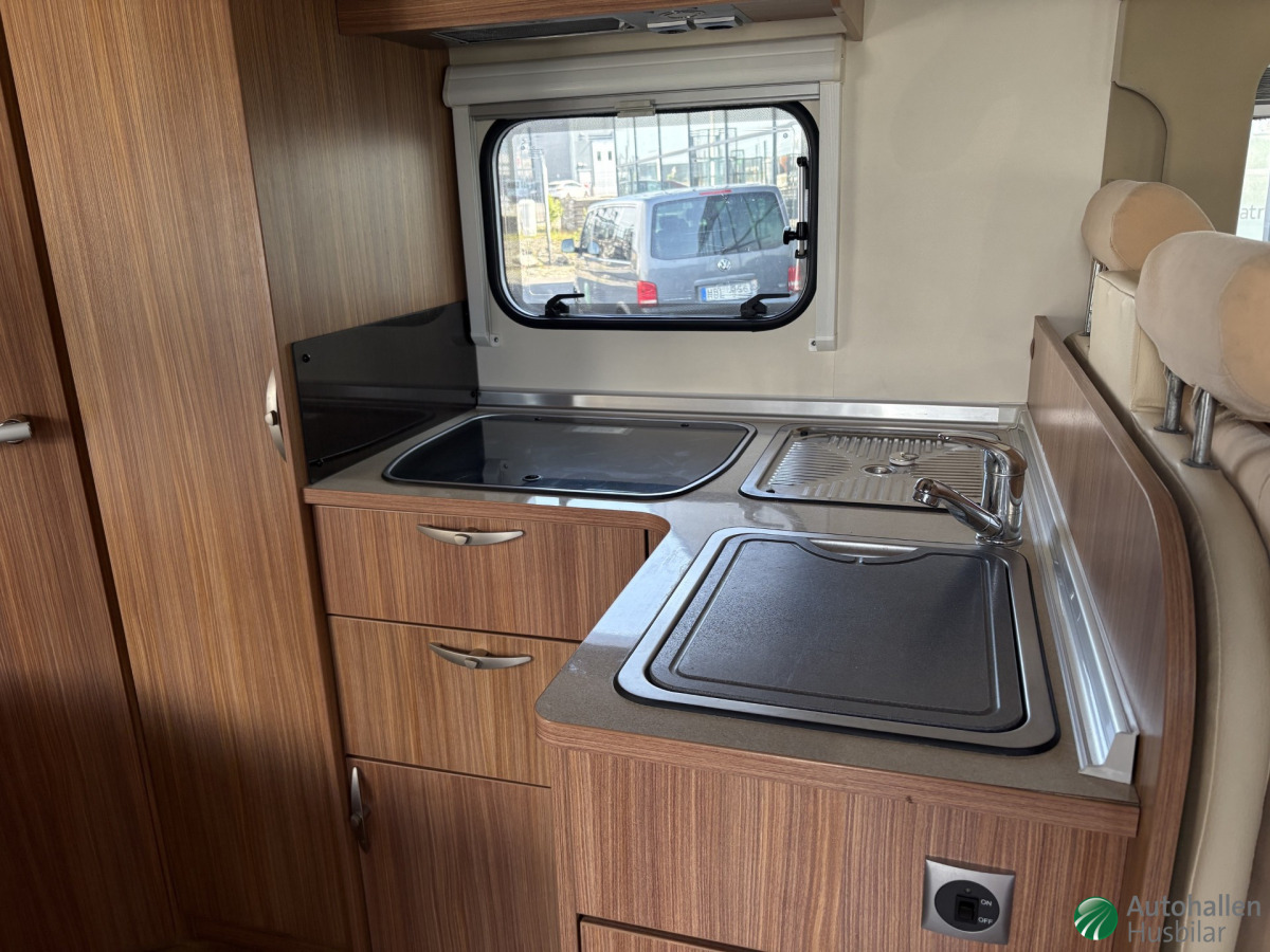 Bürstner T664 / Taksäng / EXTRA-Öppet Lördag Söndag, bild 5 av 9
