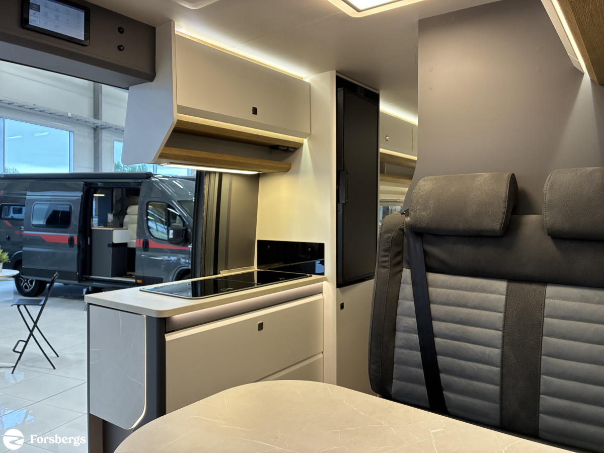 Hobby PRESTIGE VAN 640 ET - First Edition - 180 hk - MY 2027 - SPARA 88 016 kr, bild 8 av 26