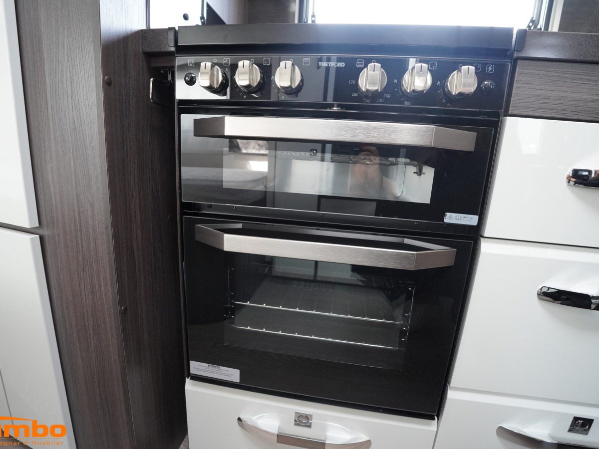 Hobby 660 WFC Prestige Alde Ugn AC, bild 8 av 16