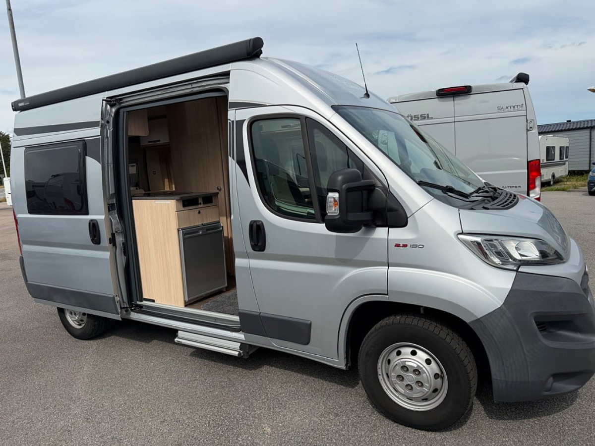 Pössl Roadcar 540 Såld Såld Automat 150 hk Solcell Backkamera, bild 5 av 8