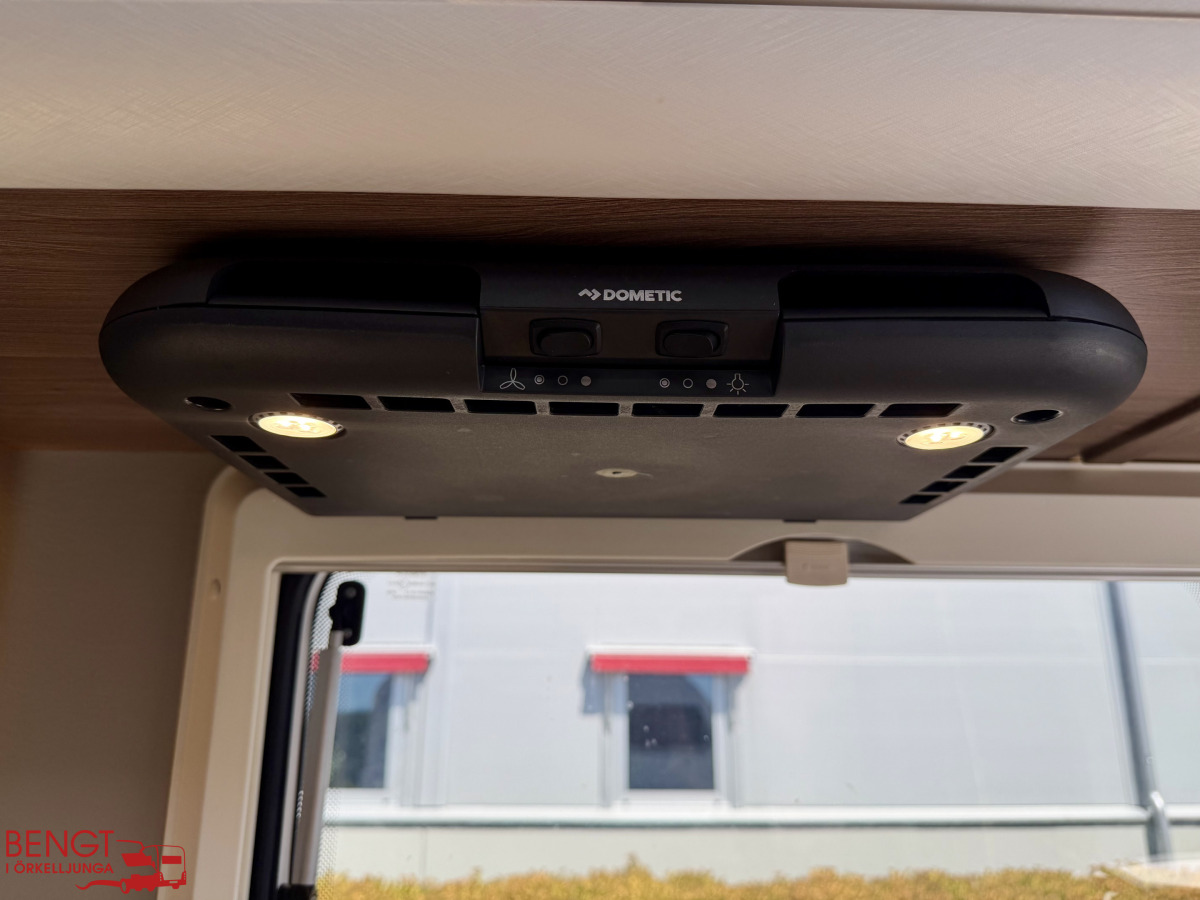 Knaus Südwind 580 UF Scandinavien Selection Fransk säng ALDE, bild 16 av 23
