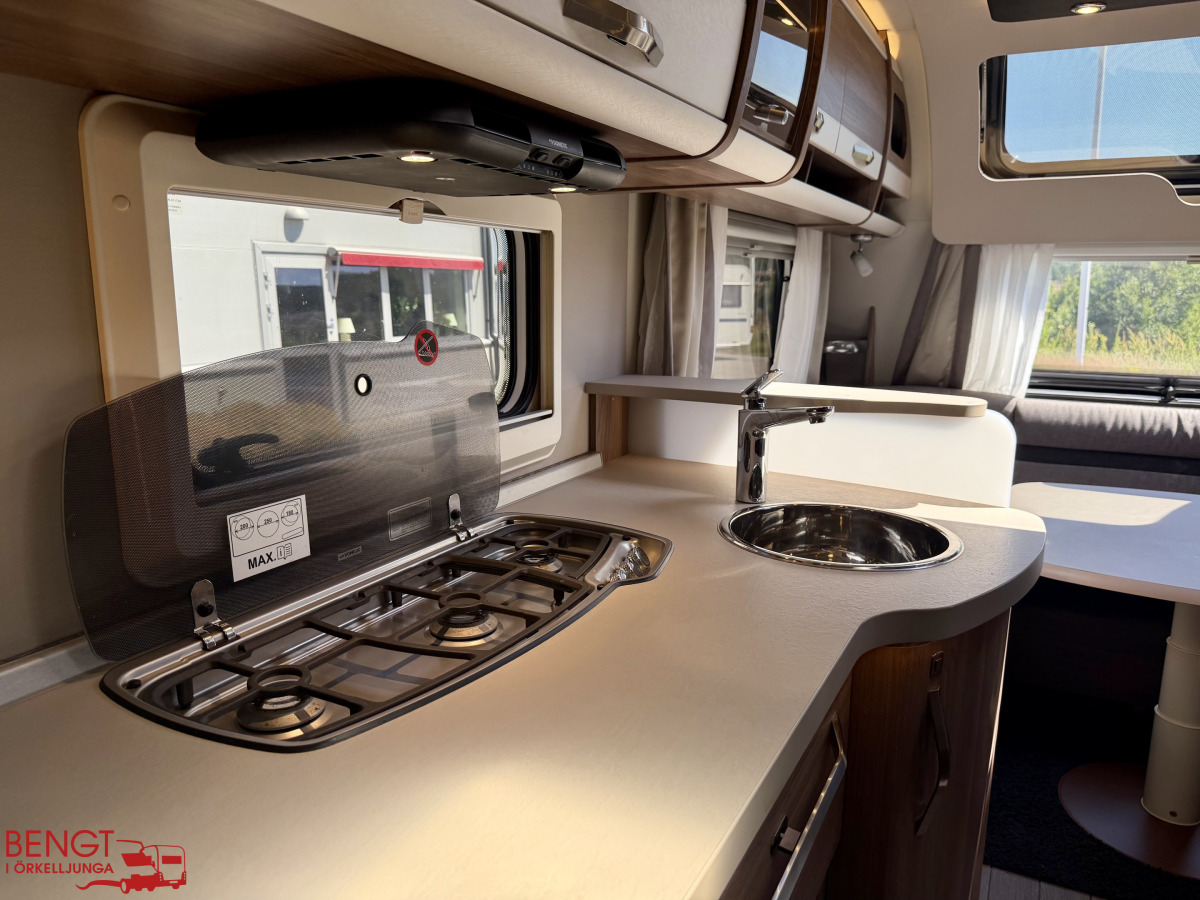 Knaus Südwind 580 UF Scandinavien Selection Fransk säng ALDE, bild 15 av 23