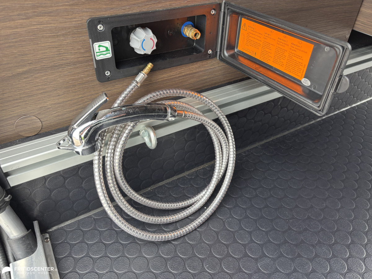 Adria Supersonic 780 SL / Lithium / Solcell / Truma AC, bild 14 av 39