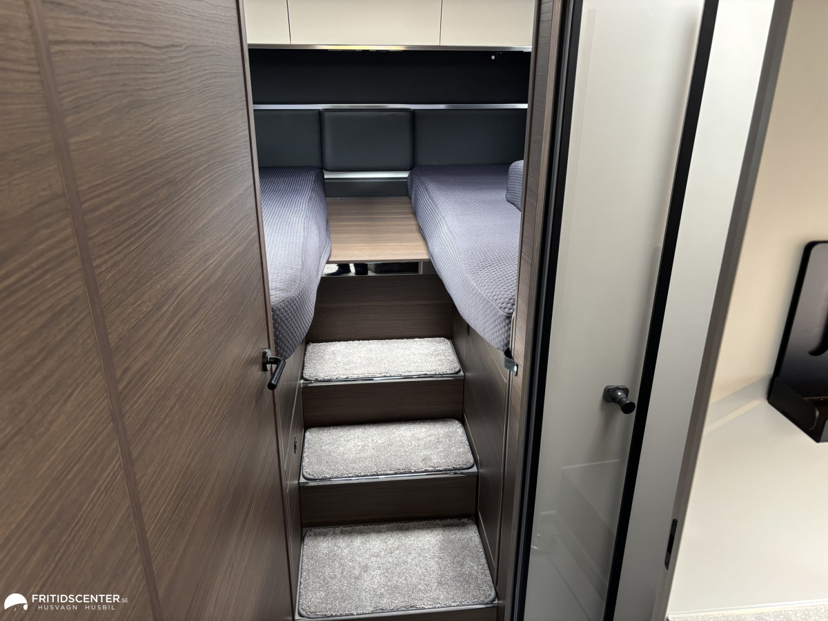 Adria Supersonic 780 SL / Lithium / Solcell / Truma AC, bild 20 av 39