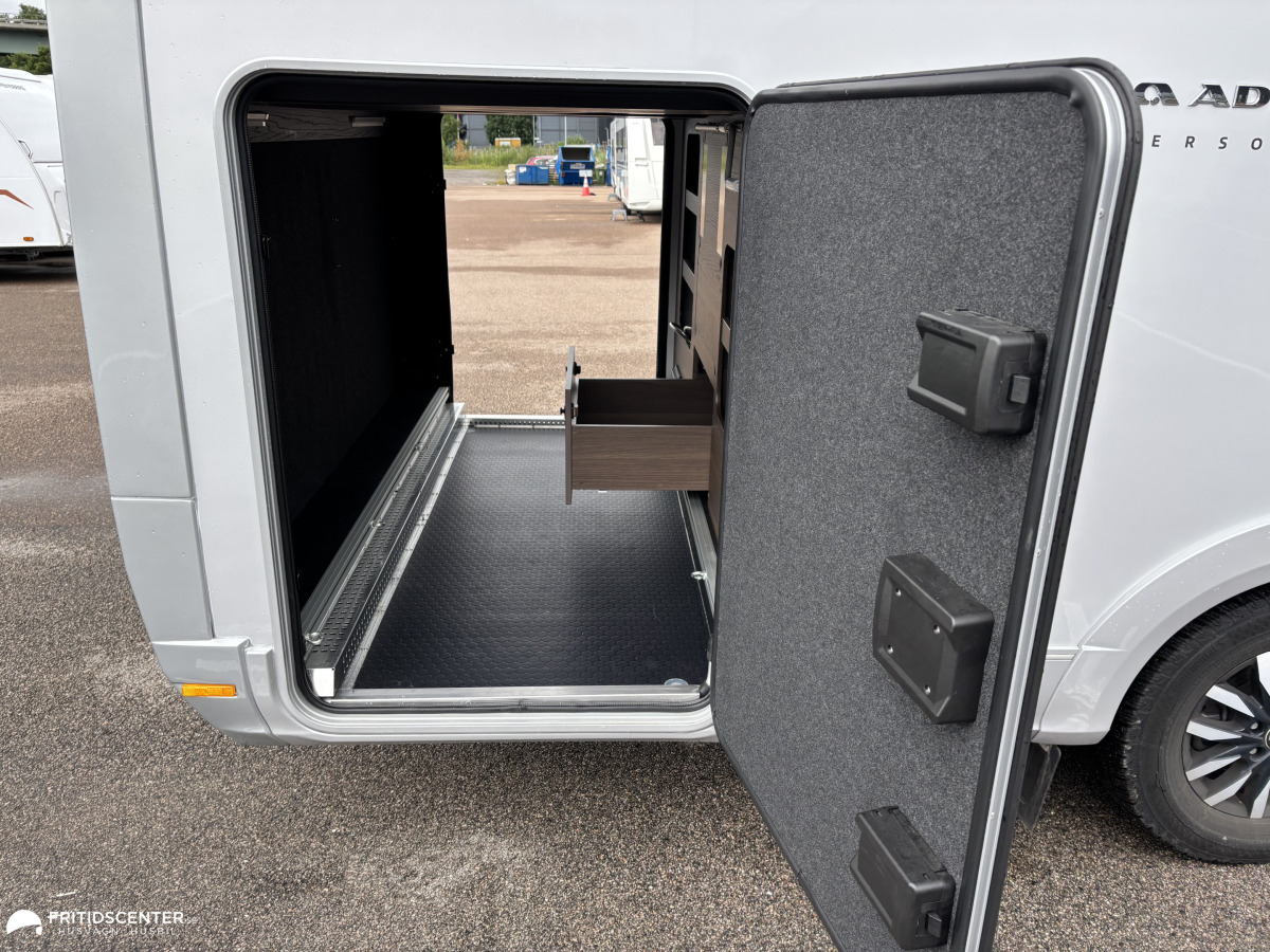 Adria Supersonic 780 SL / Lithium / Solcell / Truma AC, bild 38 av 39