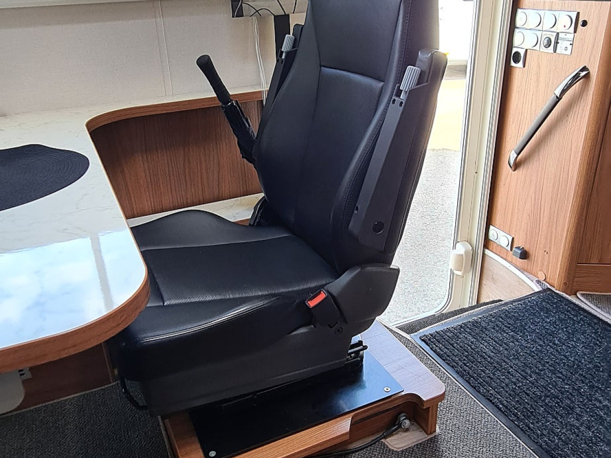 Frankia 840 DB Luxury Superfint Skick, bild 11 av 20