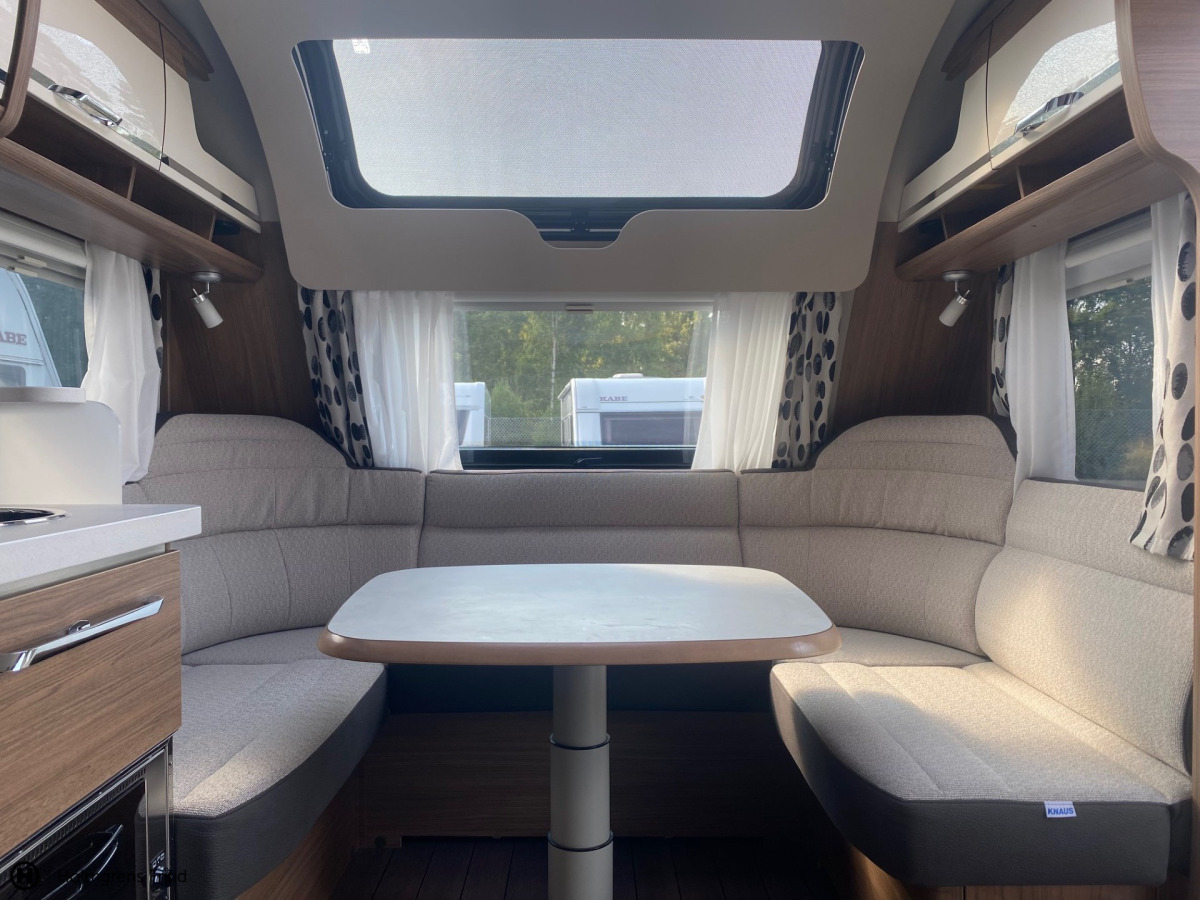 Knaus Sudwind 540 ue långbäddar, bild 7 av 19