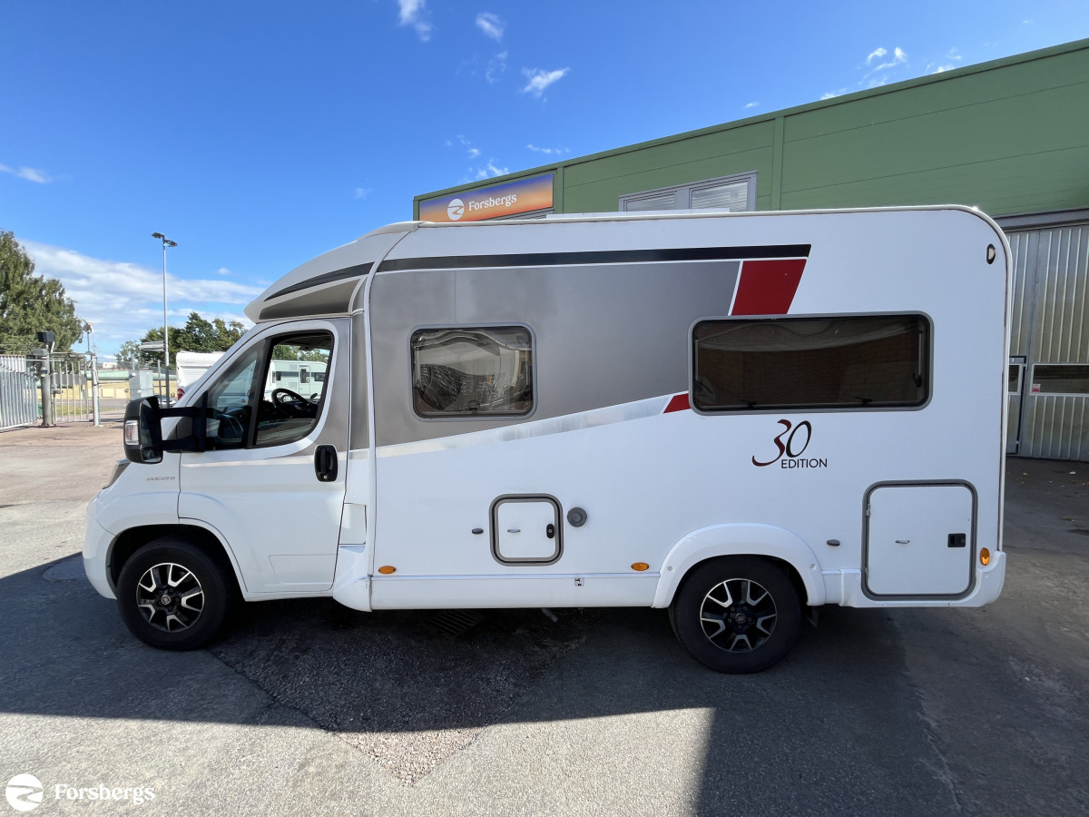 Bürstner T 569 Smidig liten husbil under 6m, bild 6 av 27