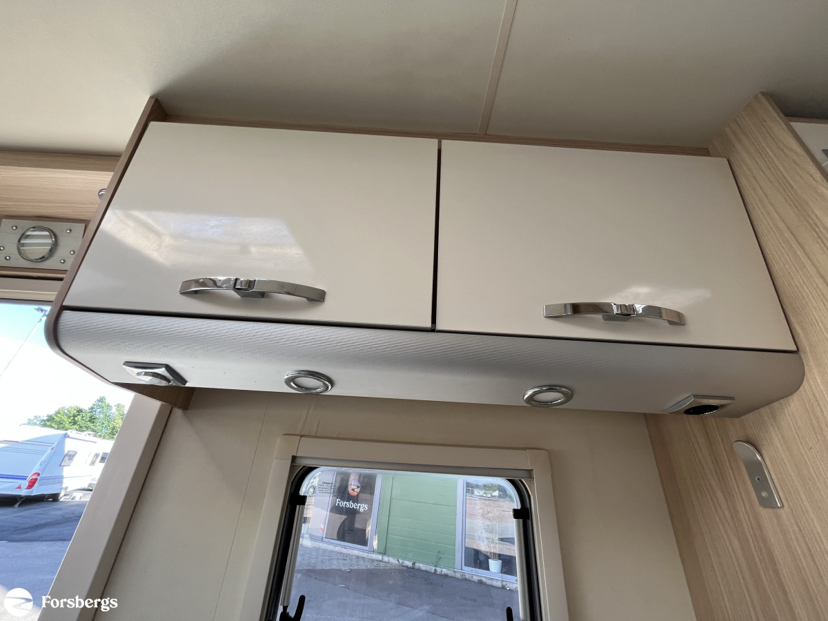 Bürstner T 569 Smidig liten husbil under 6m, bild 24 av 27