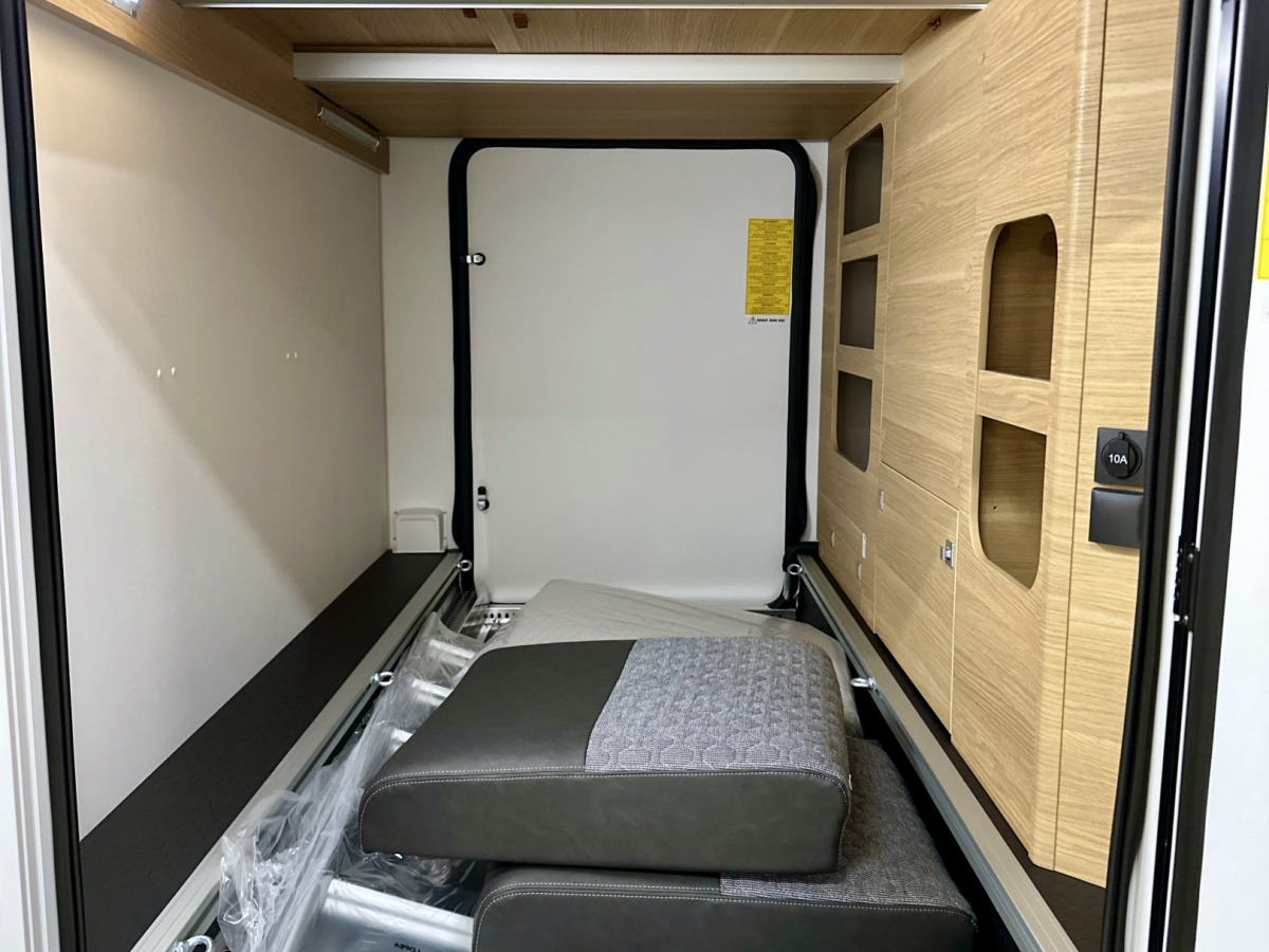 Adria MATRIX PLUS 670 DL Face to Face, bild 19 av 19