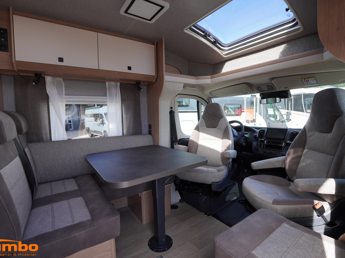 Hobby ONTOUR T 710 GE - Sverigepaket, bild 2 av 19