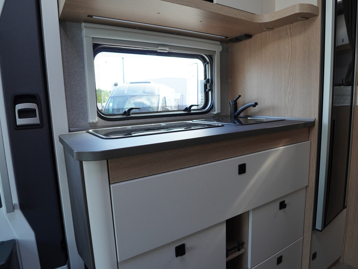 Hobby ONTOUR T 710 GE - Sverigepaket, bild 6 av 19