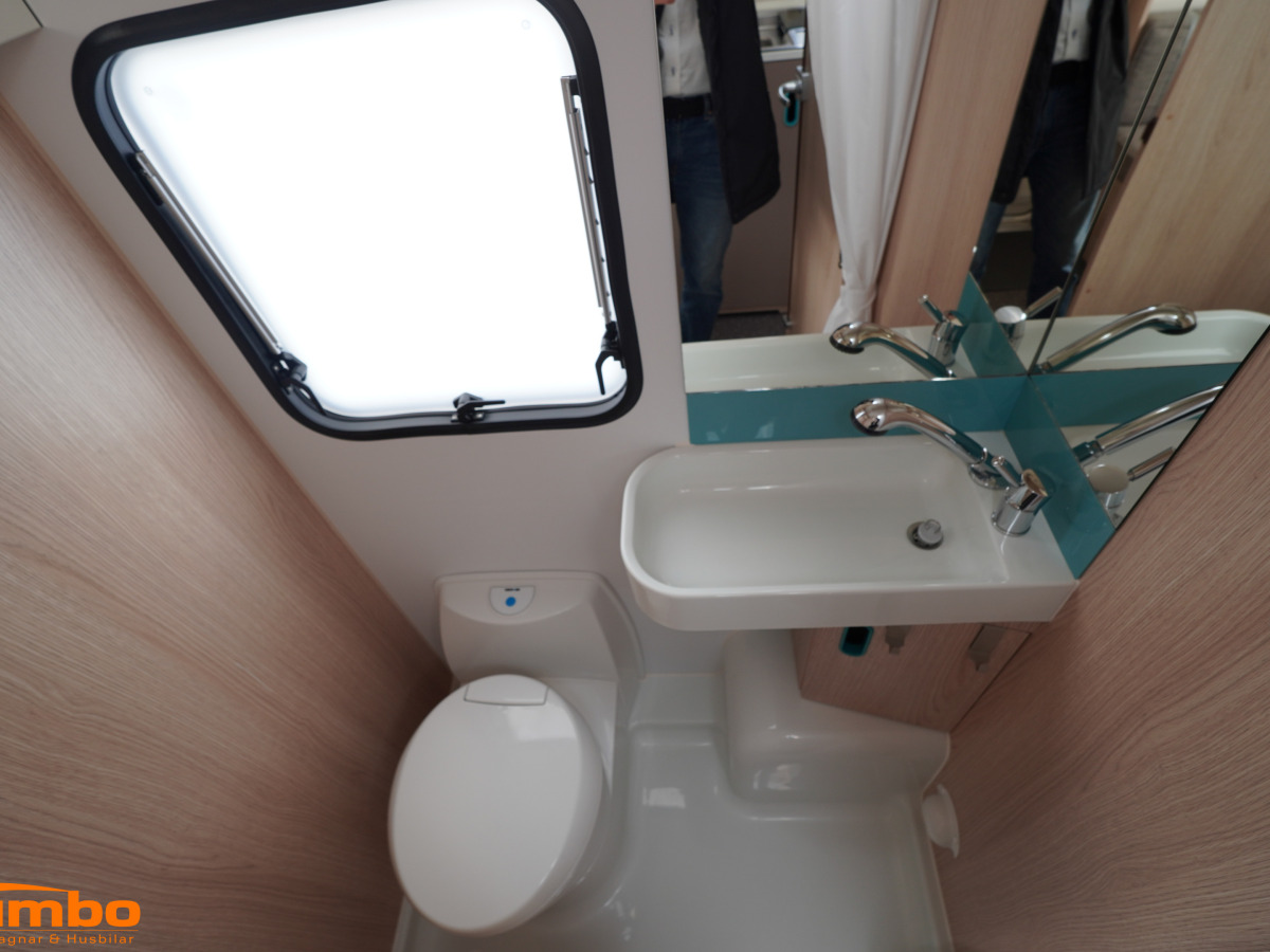 Adria AVIVA 492 LU, bild 15 av 18