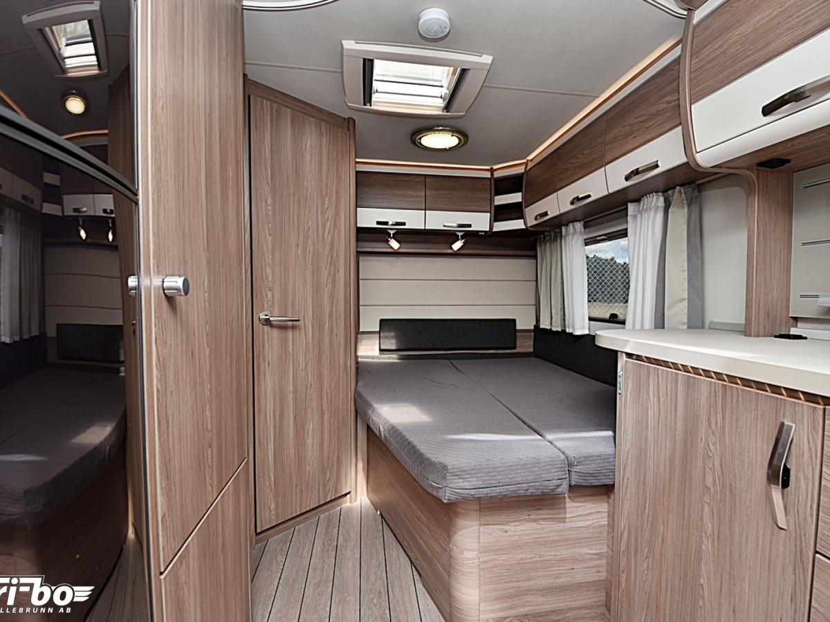 Knaus 580 UF Scandinavian Selection, Dubbelbädd, bild 14 av 26