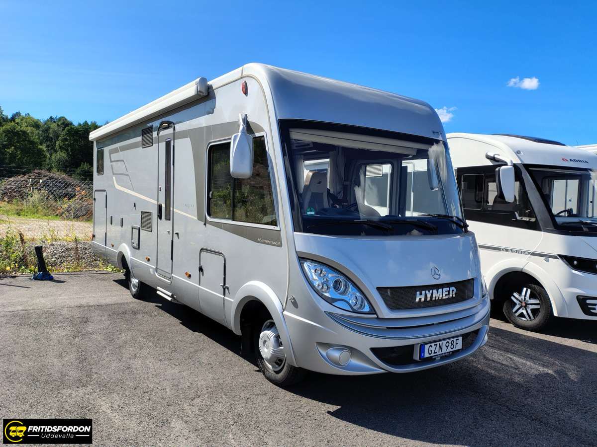 Hymer B 680 Hydraliska stödben Aut, bild 2 av 20