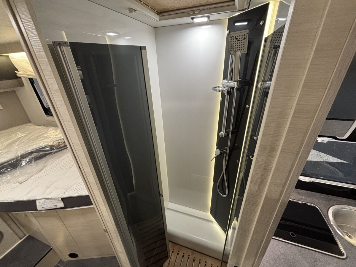 Chausson 777, bild 11 av 16