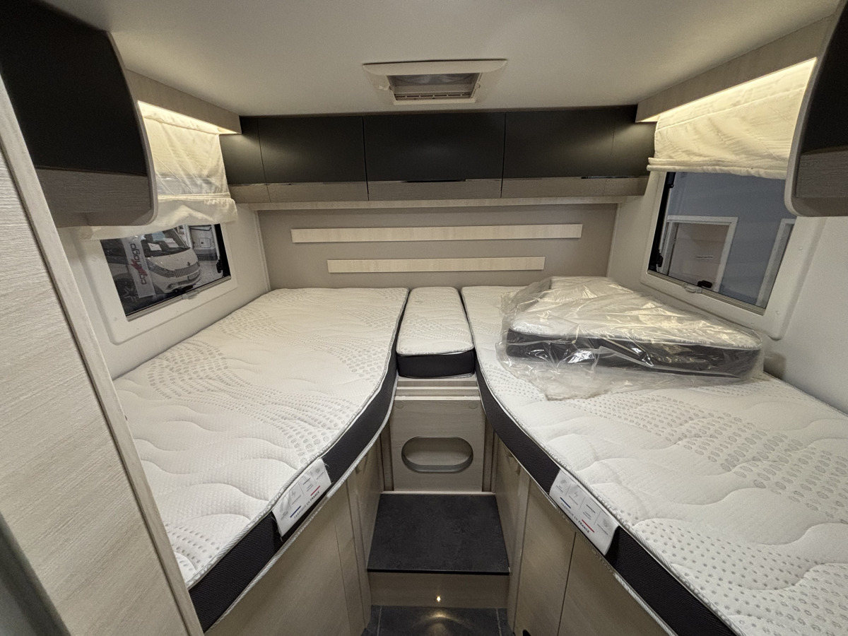 Chausson 777, bild 15 av 16