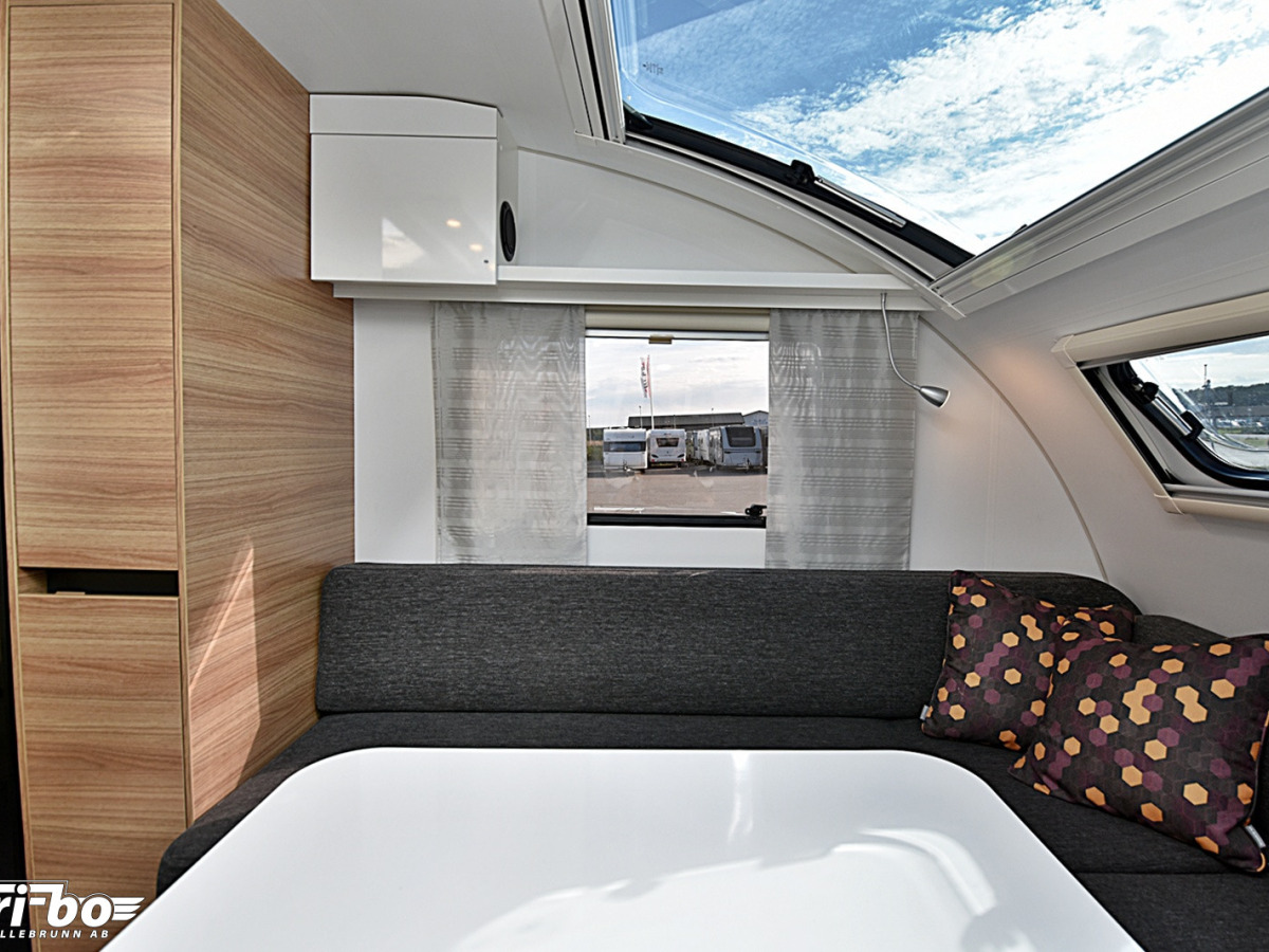 Adria 391 LH Action Sport, Långbäddar, bild 12 av 20