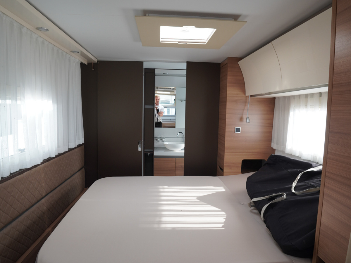 Adria ALPINA 663 HT Förtält AC, bild 10 av 18