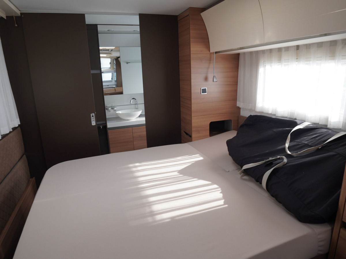Adria ALPINA 663 HT Förtält AC, bild 12 av 18