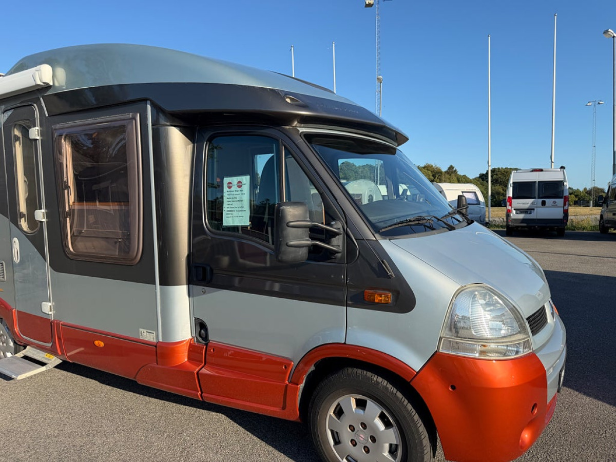 Bürstner Mega Van T675 4 sovplatser, bild 15 av 20