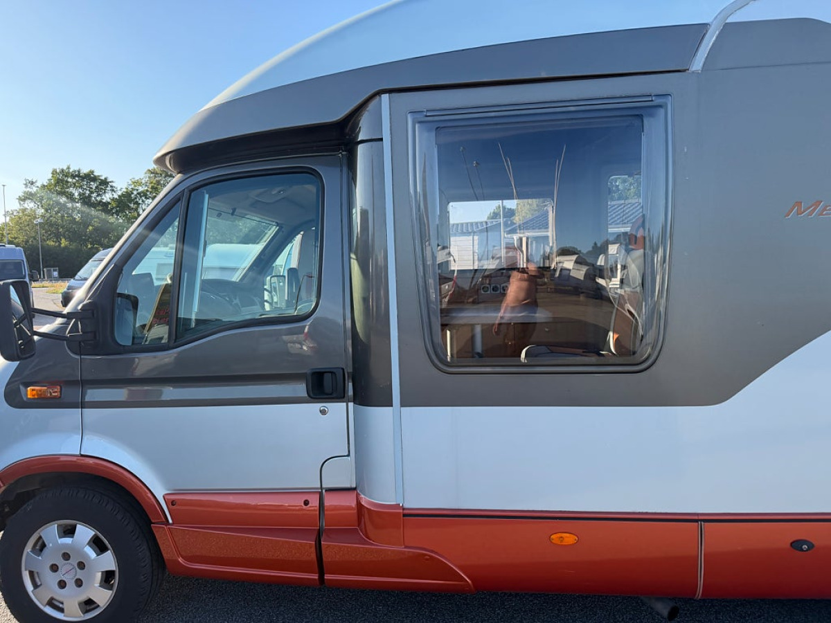 Bürstner Mega Van T675 4 sovplatser, bild 16 av 20